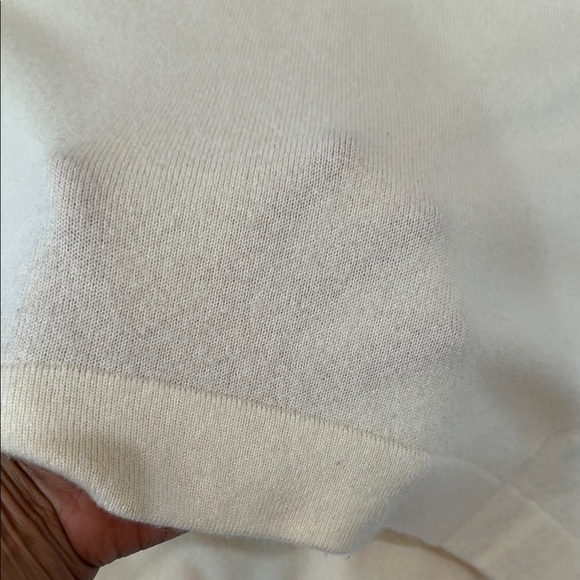 Splendid Cream Cowl Neck Sweater with Relaxed Fit 100% Cashmere Soft Knit - Picture 13 of 14